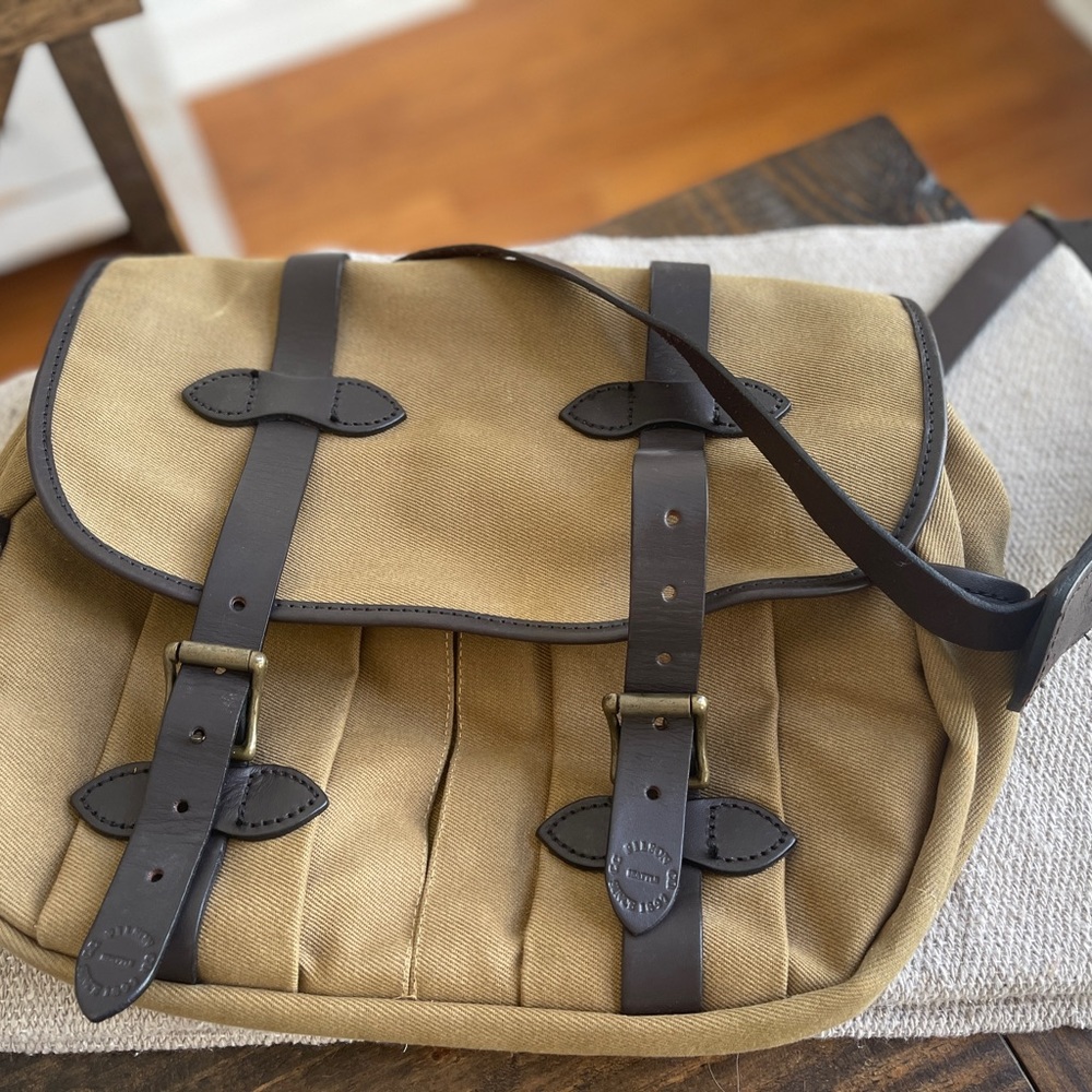 Filson - Medium Rugged Twill Field Bag, Never Used